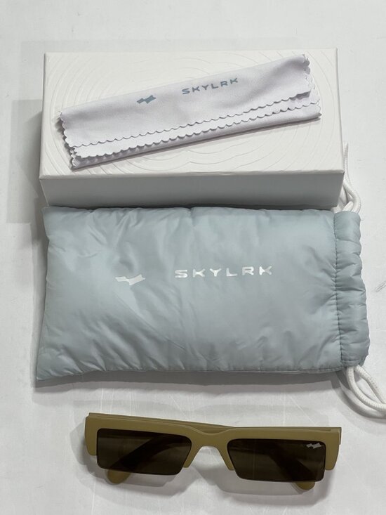 SKYLRK Slim Sunglasses Style SLE002-2006 in Putty